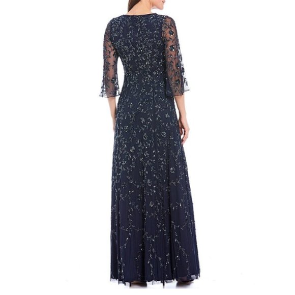 NWT $550 AIDAN MATTOX Fully Beaded V-neck Gown - Picture 3 of 16